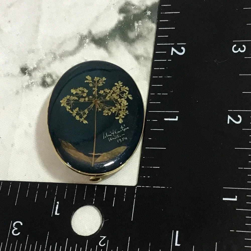 Wildflower Enamel Brooch‎ 1.5
